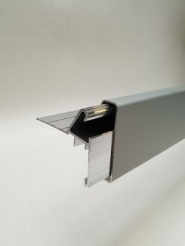 ALU DAKRAND CLIPS ELEVATE OVERZETSTUK ZWART STRUCTUUR RAL 9005 3M/ST EUR/LM